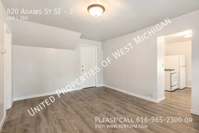 Foto del edificio - 820 Adams St SE