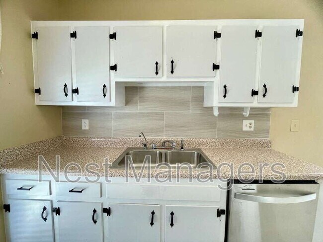 Building Photo - 4609 Fen Ct