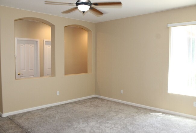 Building Photo - 1842 Ivycrest Way