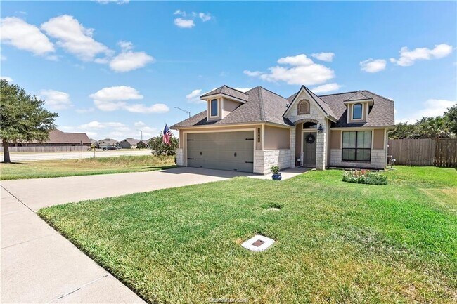 Building Photo - 3801 Clear Meadow Creek Avenue