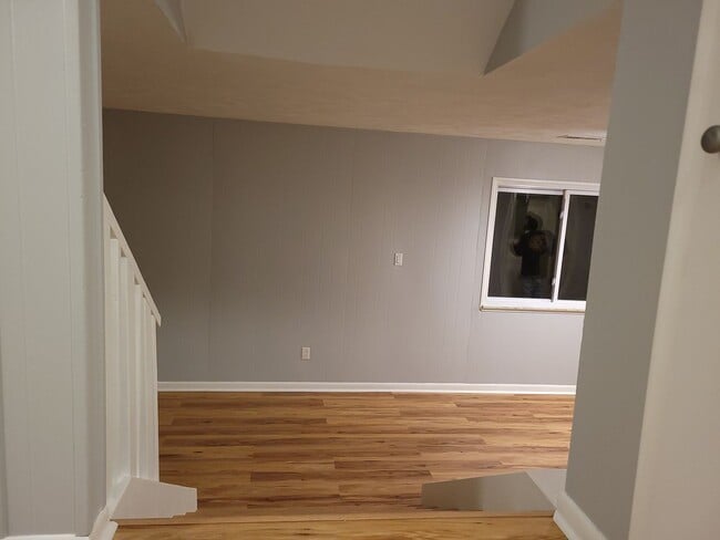 Building Photo - 357 Gilmore St