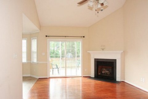 Building Photo - 301 Koufax Dr