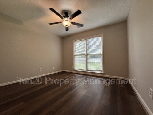 Building Photo - 7185 Midland Chase Loop
