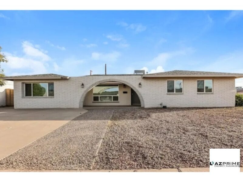 Primary Photo - 8422 E Hubbell St