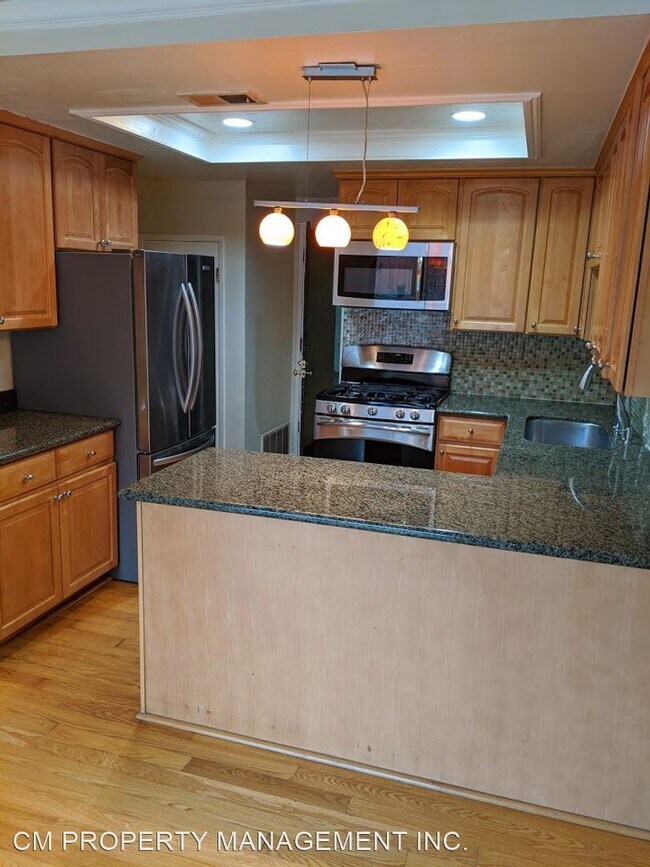 Building Photo - 3 br, 2.5 bath House - 2497 Parkside Drive