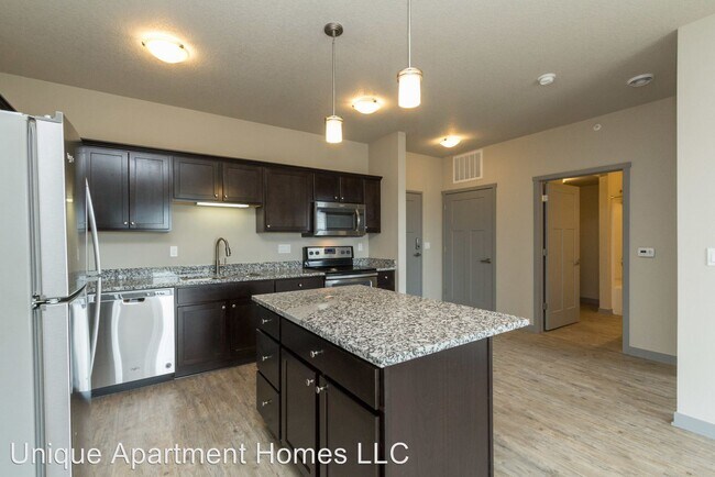 Building Photo - 5460 Mortensen Rd
