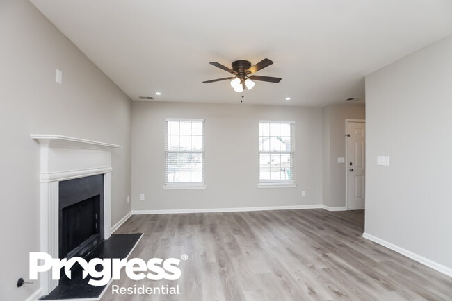 Building Photo - 4040 Brookfield Way
