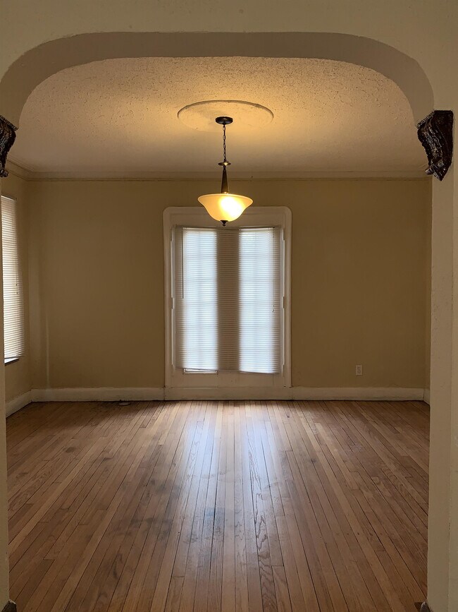 Building Photo - 4674 Audubon Rd