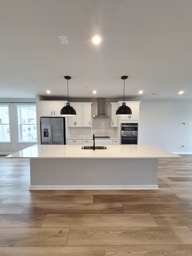 Foto del edificio - 648 Brookwood Glen Terrace