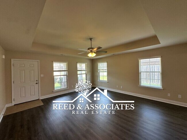 Building Photo - Just Minutes Away from DeSoto County Schools!