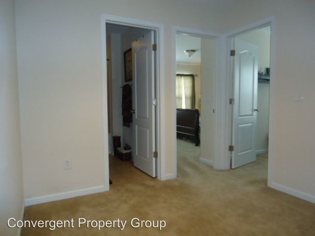 Building Photo - 3 br, 2.5 bath House - 233 Dellwood Drive
