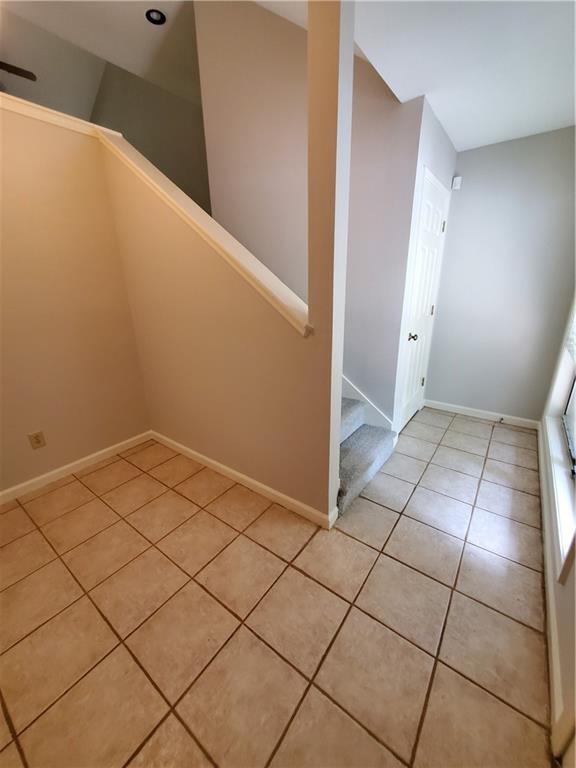 Foto del edificio - 1124 Creatwood Cir