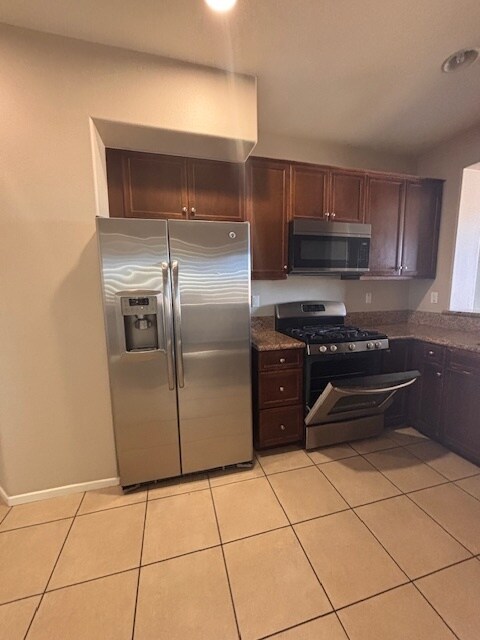 Foto del edificio - 35780 Hazelhurst St