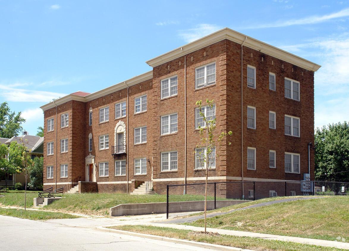 Building Photo - Greystone Apartments