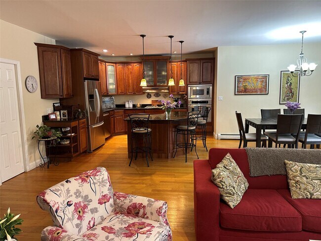 Foto del edificio - 322 E Beech St