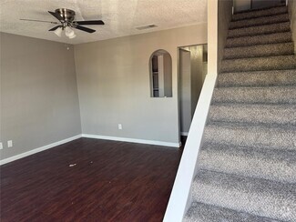 Building Photo - 357 NW Newton Dr