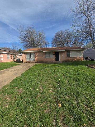 Building Photo - 3827 Black Oak Dr