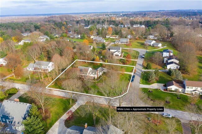 Building Photo - 7479 Lascala Dr