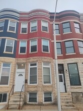Building Photo - 532 E 22nd St