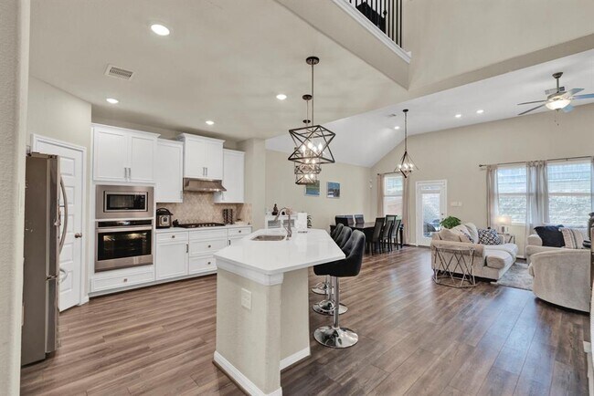 Foto del edificio - 2328 Woodland Prairie Ln