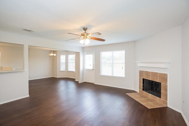 Foto del edificio - 16139 Bantam Ridge Ct