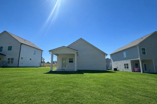 Foto del edificio - 184 Fair Oak Ln