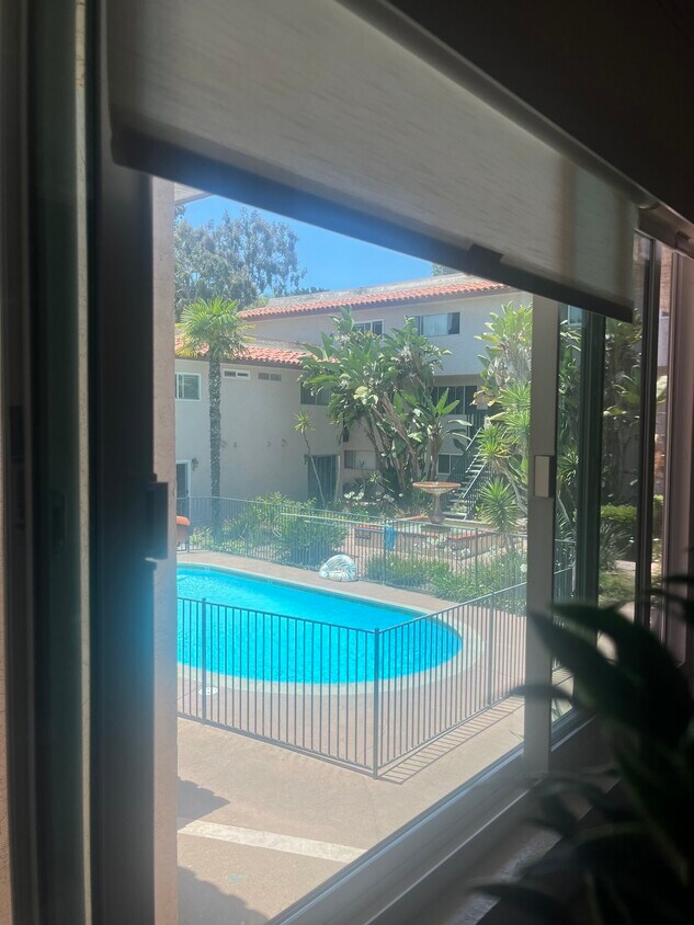 Primary Photo - 2582 Del Mar Heights Rd