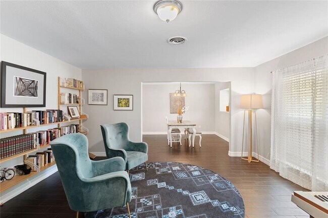 Foto del edificio - 5747 Rutherglenn Dr