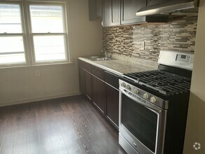 Building Photo - 4972 N 36th St