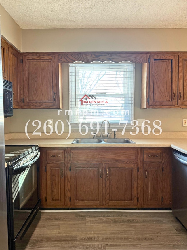 Foto del edificio - 6315 W 465 N