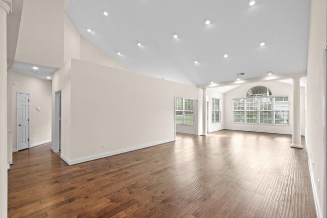 Photo - Harvest Home