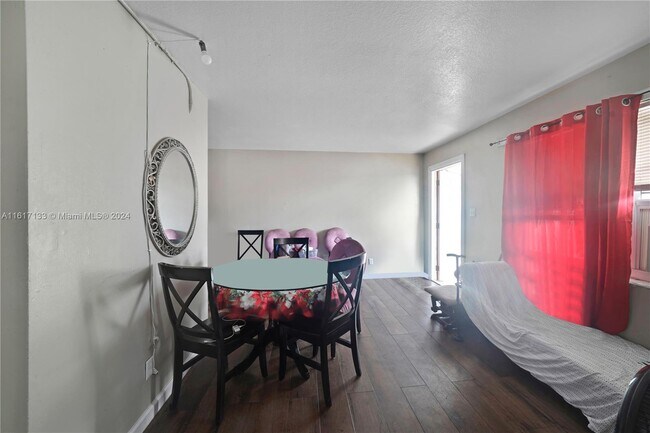 Foto del edificio - 628 SW 4th St
