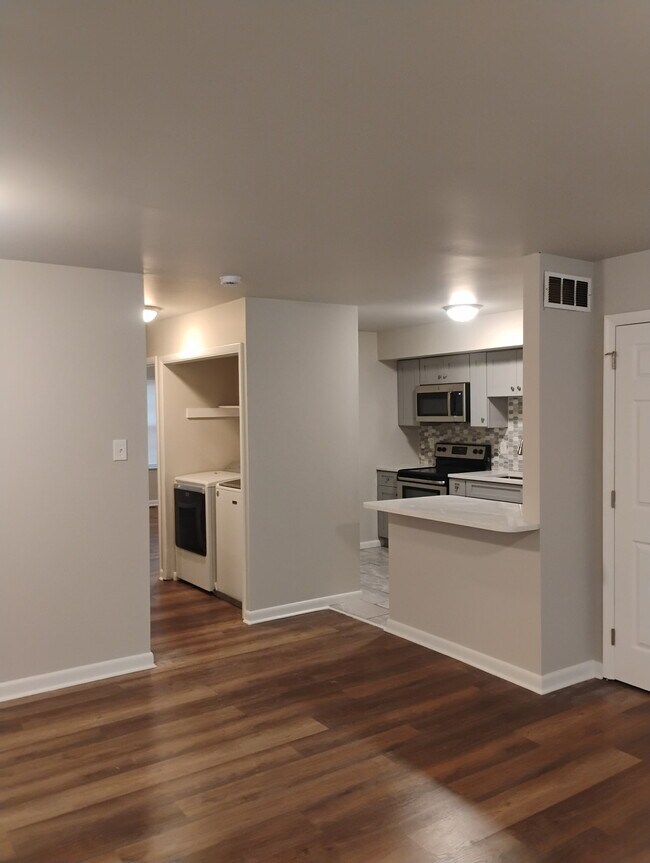 Foto del edificio - 226 Elmwood Ave