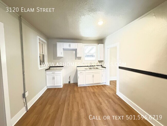 Building Photo - 3120 Elam St