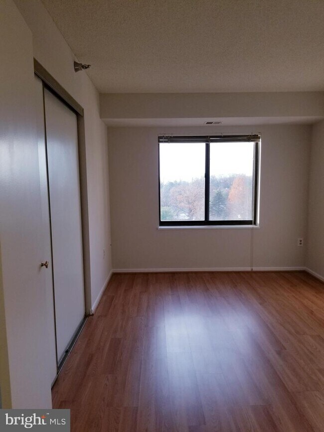 Foto del edificio - 3310 N Leisure World Blvd