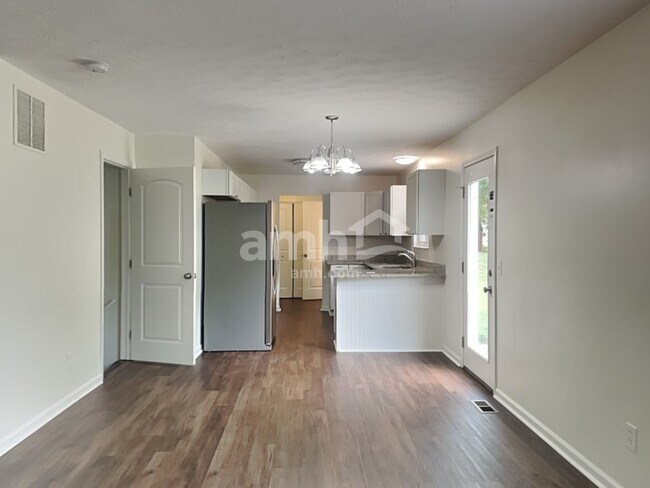 Foto del edificio - 4233 Mallard Dr