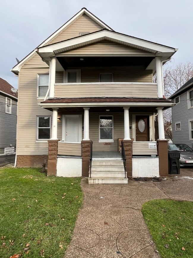 Building Photo - 3865 W 16th St