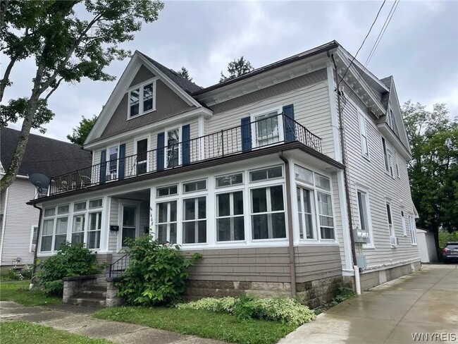 Building Photo - 1468 Kellogg St