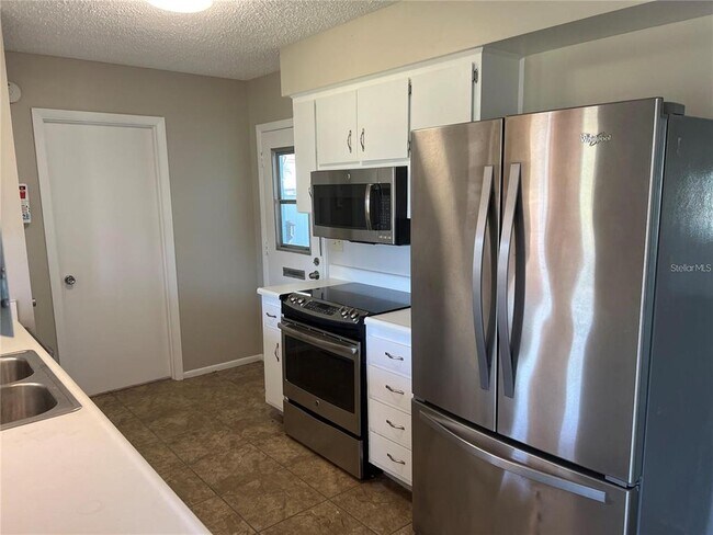 Foto del edificio - 1514 Bunker Hill Dr