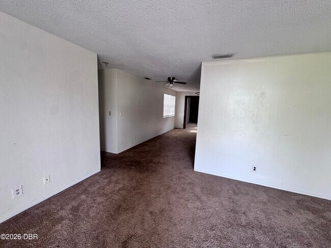 Foto del edificio - 2405 Kenilworth Ave