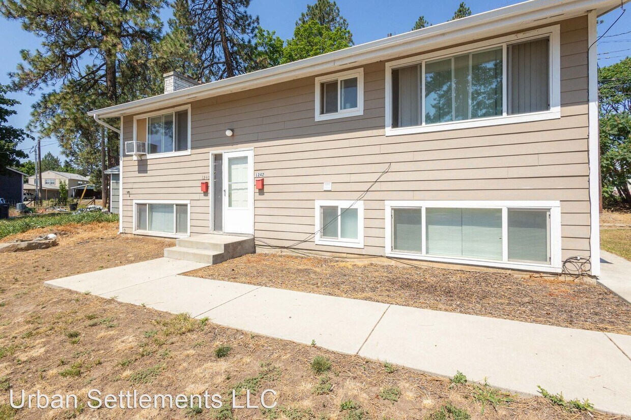 Primary Photo - 2 br, 1 bath House - 1242 2nd Street