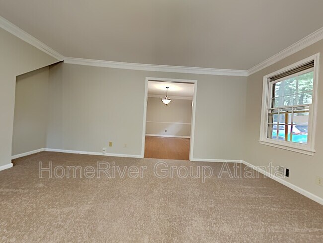 Building Photo - 3750 Sturbridge Ct