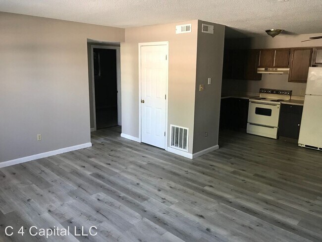 Building Photo - 240 Apple Tree Ct