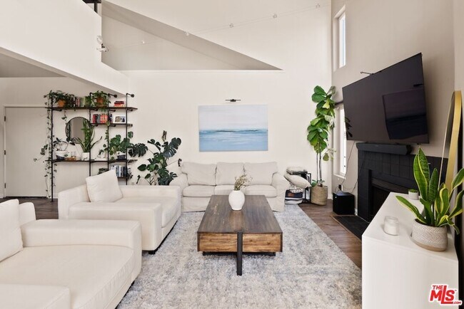 Foto del edificio - 11938 Courtleigh Dr