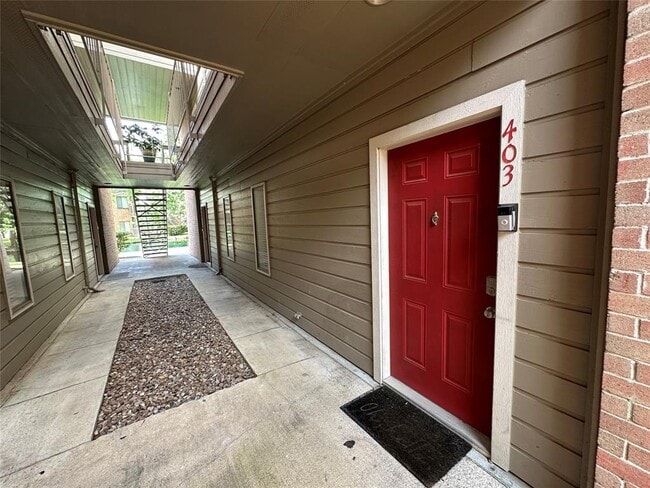 Building Photo - 2023 Gentryside Dr