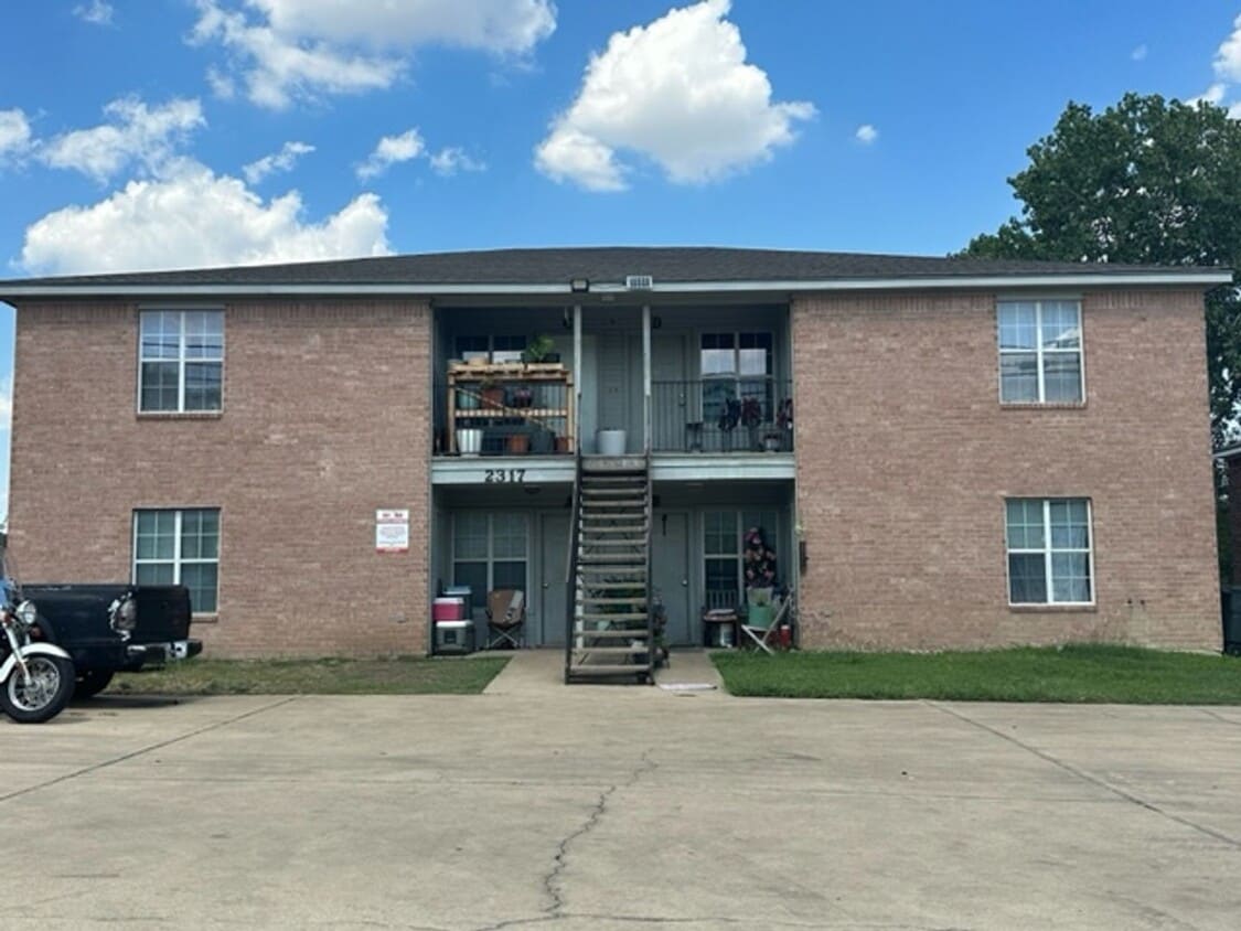 Primary Photo - 2317 Terrace Drive (A-D)