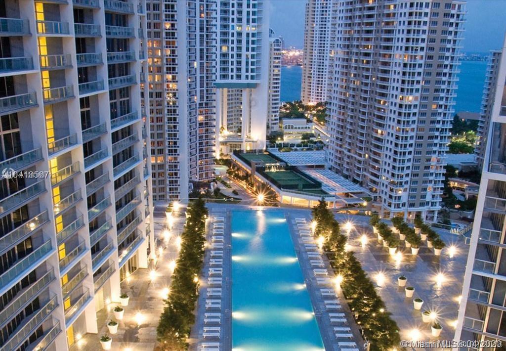 Foto principal - 485 Brickell Ave