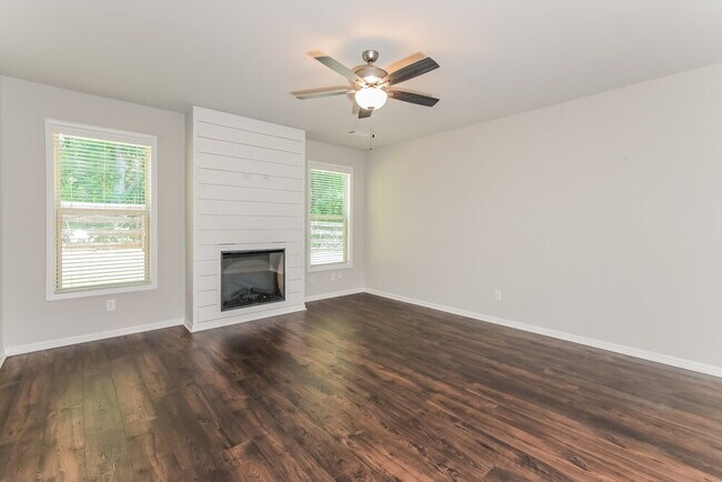 Foto del edificio - 1187 Spring Marsh Ct NE