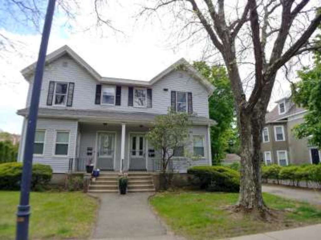 410 Washington St Unit 1, Wellesley, MA 02481 Apartments in Wellesley