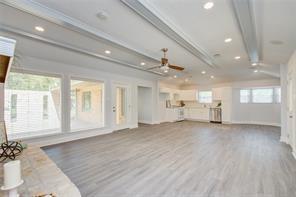Building Photo - 639 Ames St